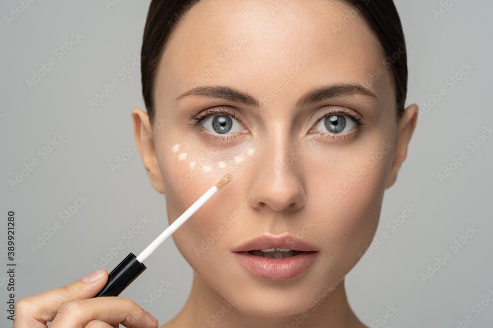 woman with flawless makeup