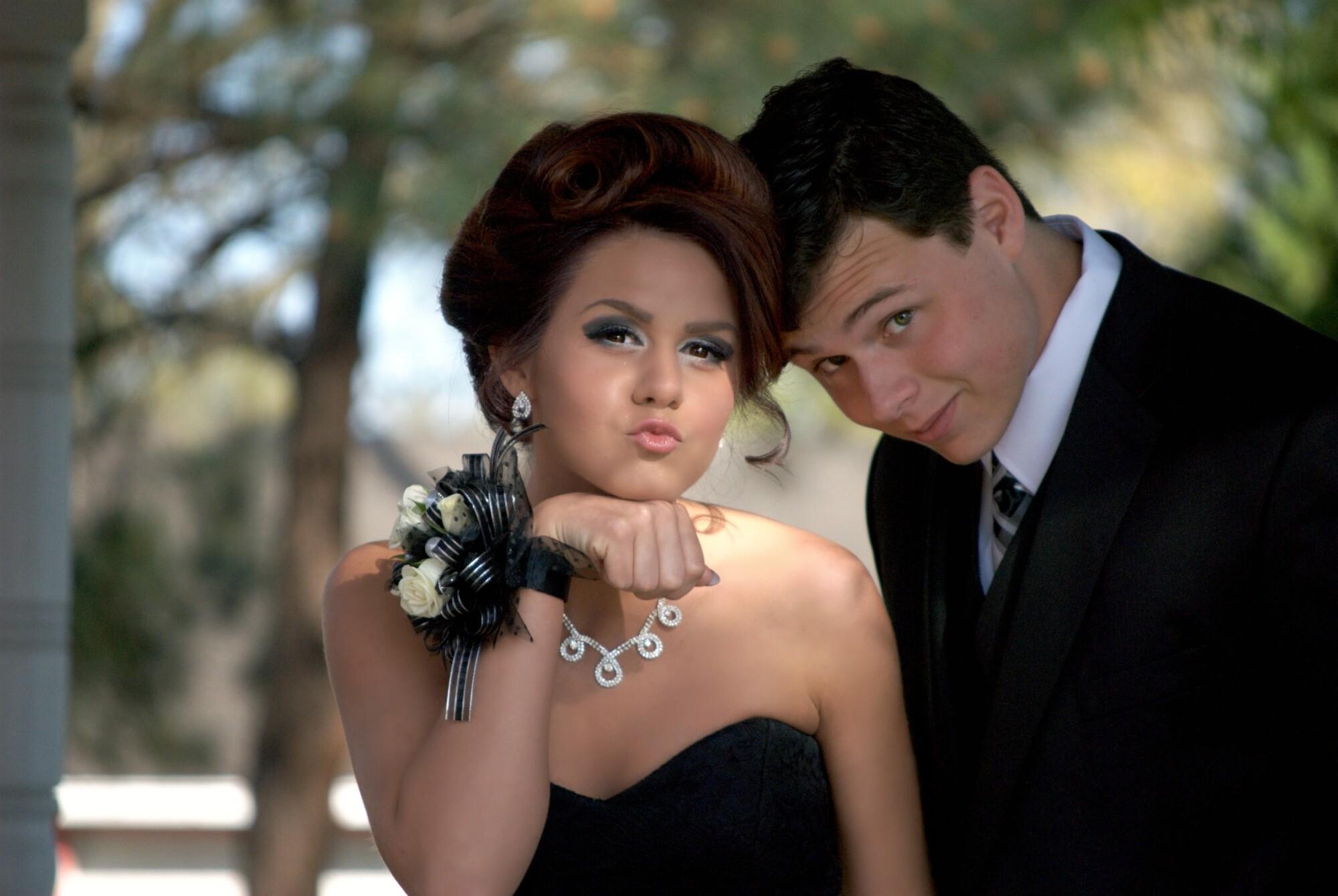 girl getting prom makeup done