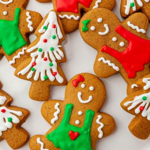 Decorated gingerbread cookies with royal icing, close up