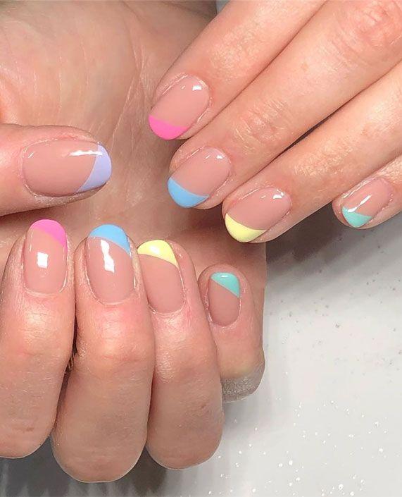 Top 10 trendy French tip nail art designs for spring