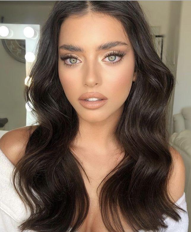woman with fresh, glowy, natural makeup look
