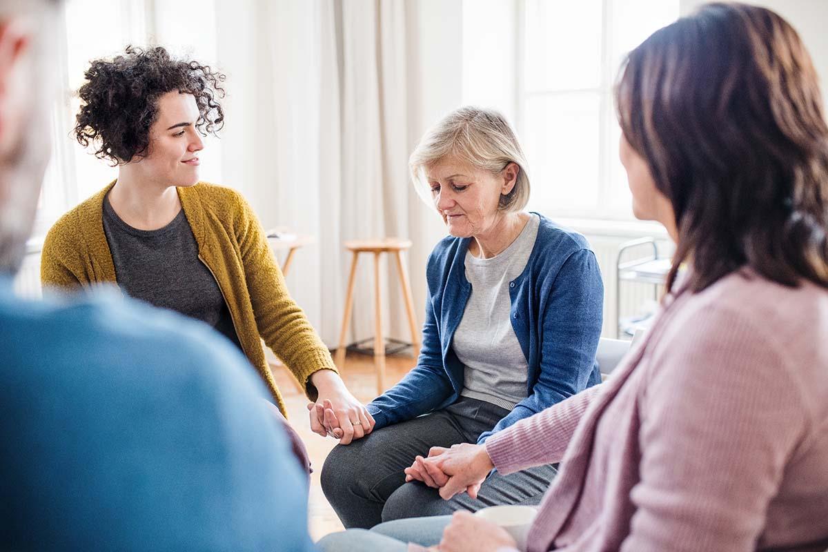 support group meeting, women sharing experiences