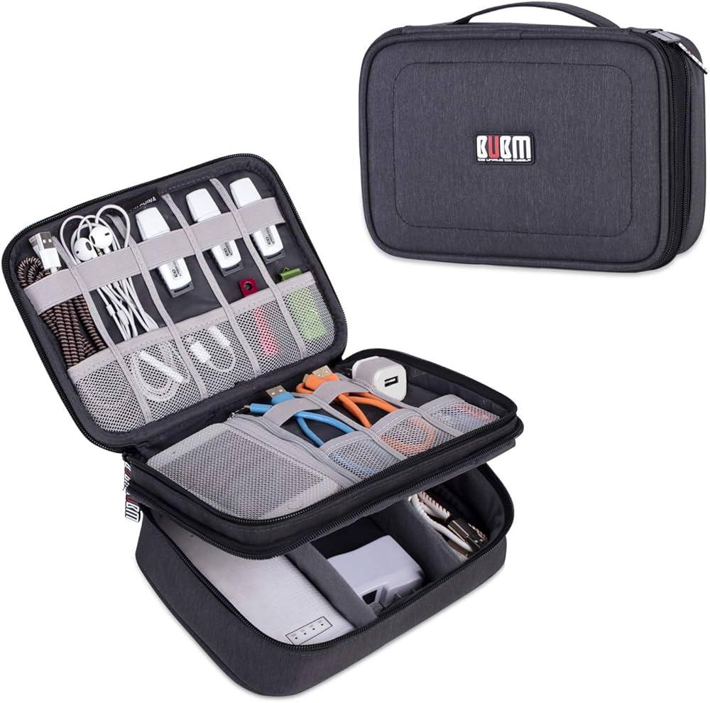 college student smiling and using BUBM organizer