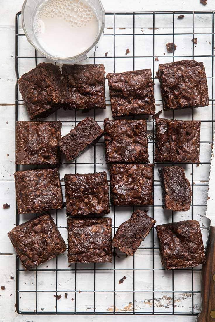 baked vegan brownies cooling on a wire rack