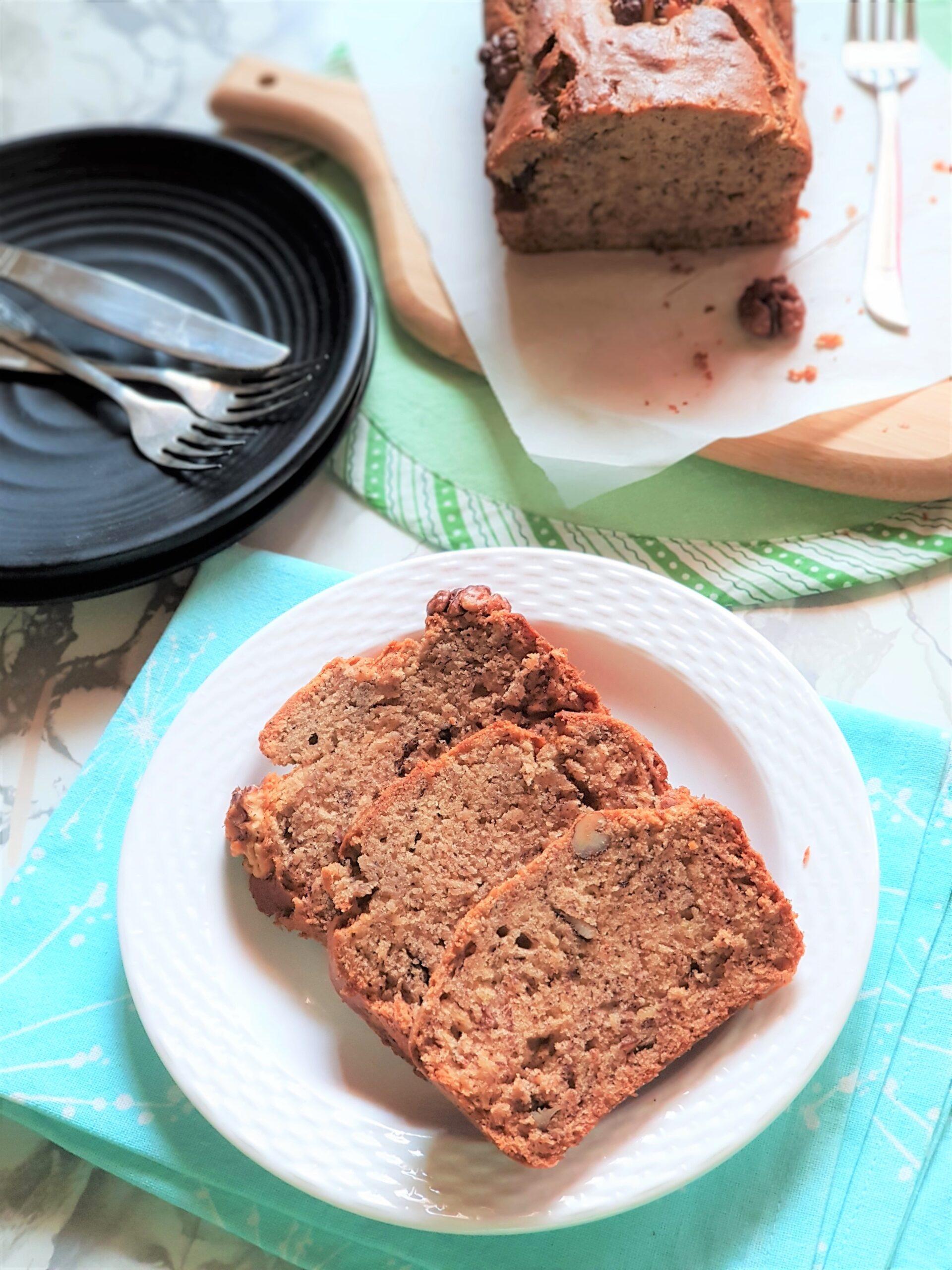 step by step pictures of making eggless butterless banana bread