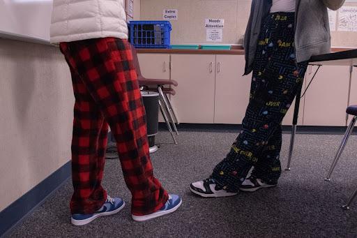 teenager wearing pajamas to school