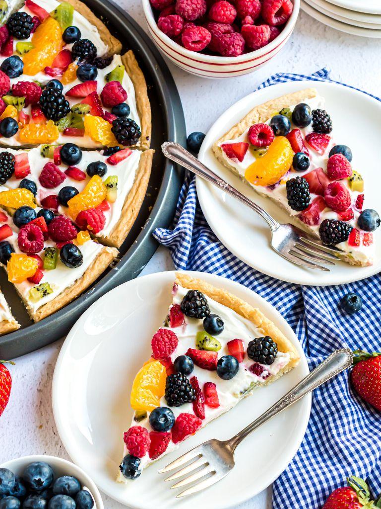 Overhead shot of a Blackberry Strawberry Shortcake Pizza